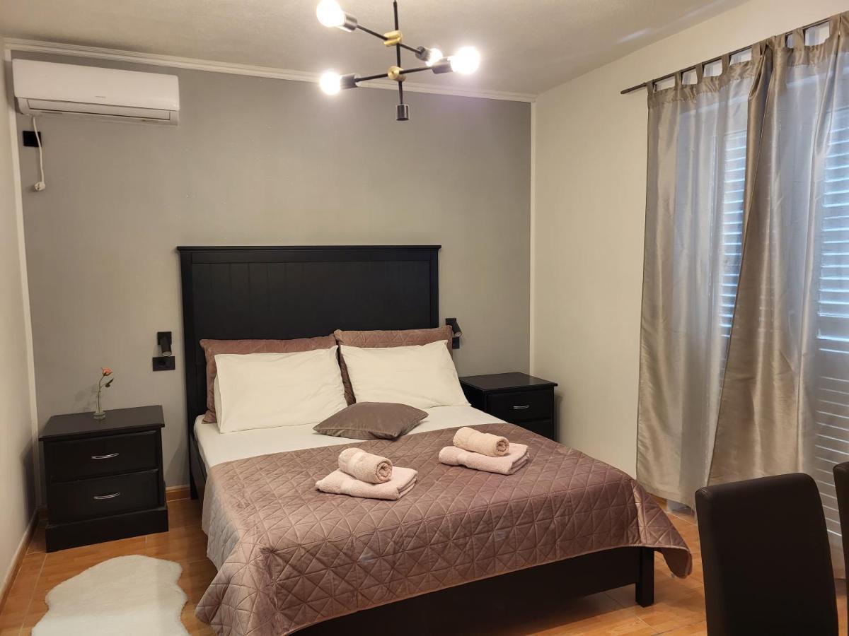 Apartament E&A Baška Voda Zewnętrze zdjęcie