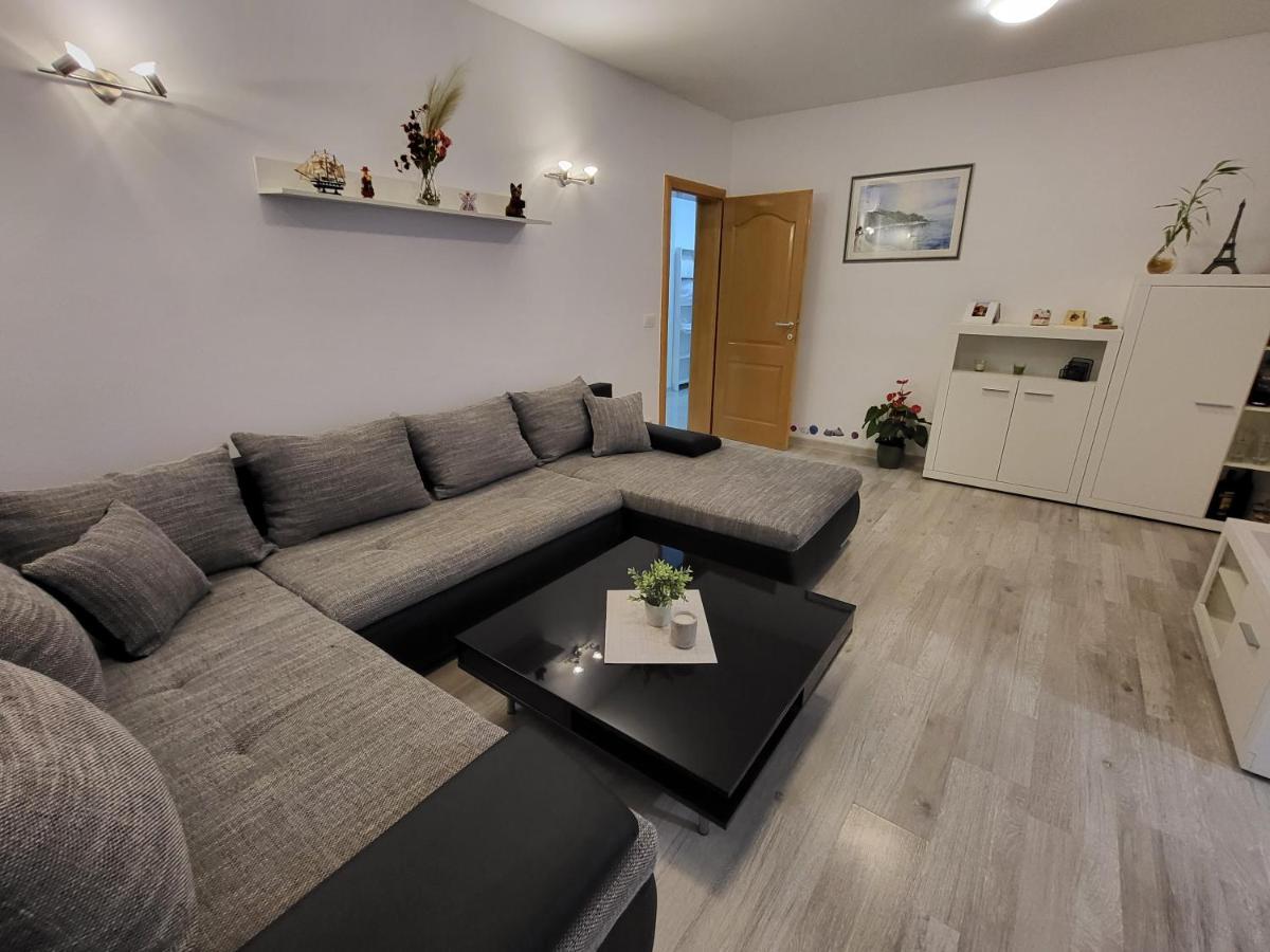 Apartament E&A Baška Voda Zewnętrze zdjęcie